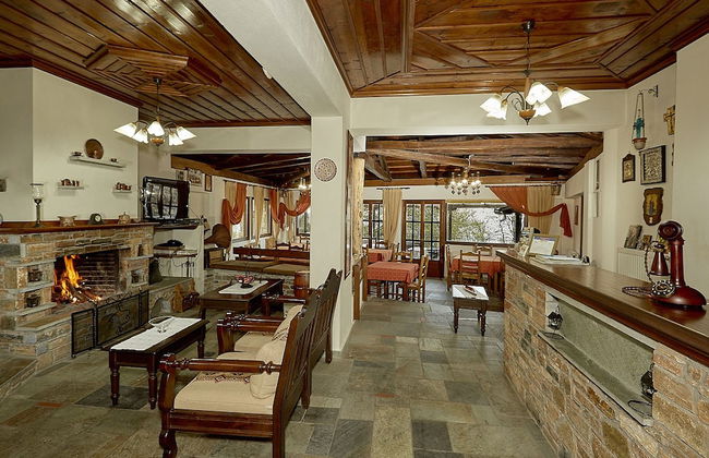 Atrapos Hotel - Foto 4