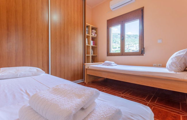 Souda Bay View Large Private Pool Walk to Beach Sea Views A C Wifi - 2119 - Foto 30