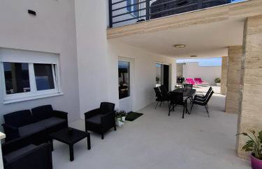 House of Freedom - Foto 31