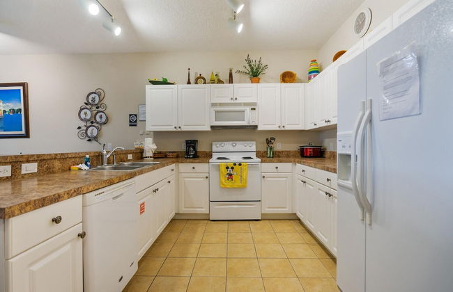 Huge Screened Patio That Overlooks Lake Buck, Near Famous Attractions!! - Foto 4