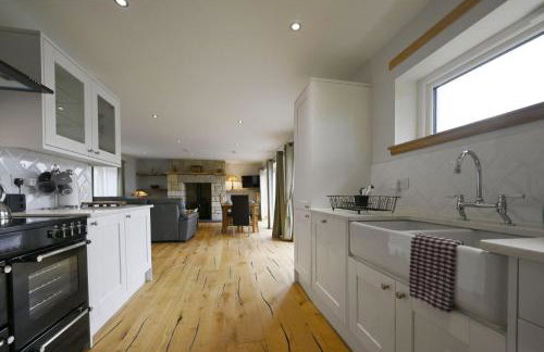 Avoca Lodge - Photo 4