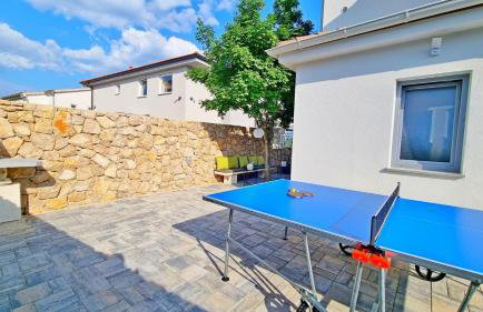 Luxury apartment Viktorija with private pool - Photo 26