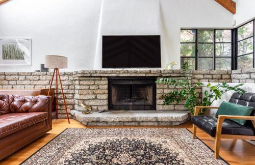 Hillside Home with Outdoor Oasis and Pool - Foto 17