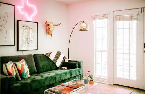 Neon Cool with Pool Clarksville by DT FREE PARKING - Foto 22