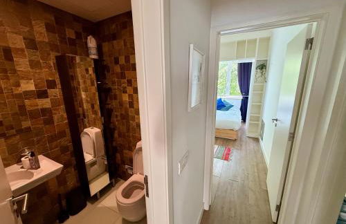 NEW 3 Bedroom Beachfront Apartment - Foto 9