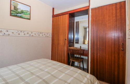 First Floor Apartment - Foto 12