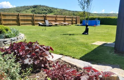 Bluebell House 5 Star Luxury 4 Bdrms and hot tub - Foto 2