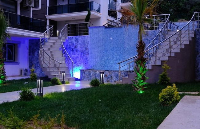 Flower City Suits - Photo 33