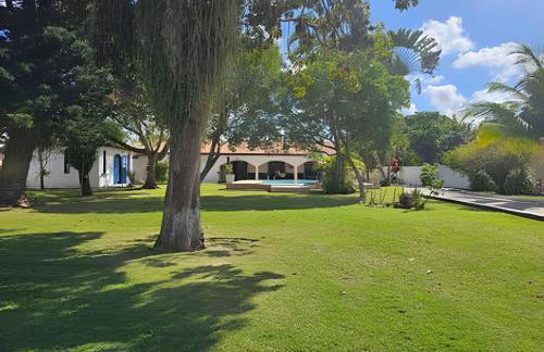 Conforto à beira da lagoa - Foto 62