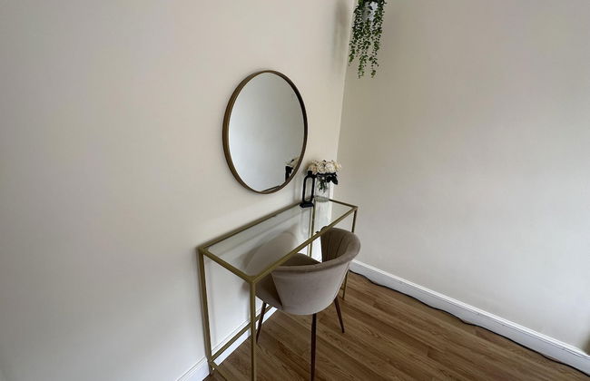 Charming 2-bed Apartment in Danbury, Essex - Foto 24