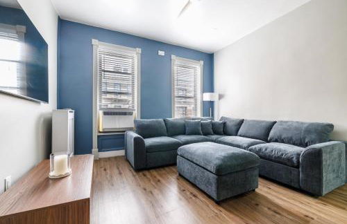 Ultimate Urban living at Centrally Located Apartments - Photo 4