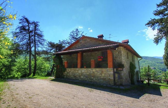 Alluring Farmhouse in Ortignano With Swimming Pool - Foto 39