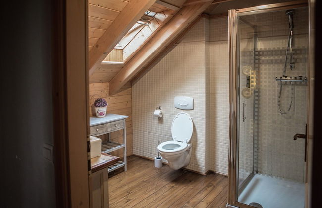 Affluent Chalet in Septon with Whirlpool, Sauna, Hot Tub - Foto 20