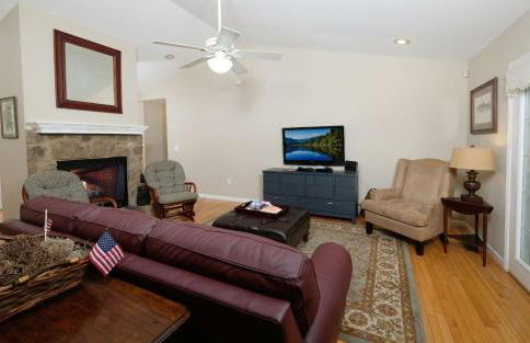 Hen Wallow Creek Cottage - Foto 8