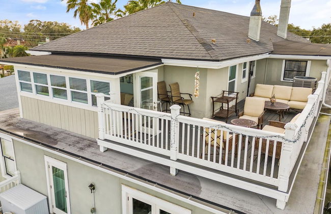 Eagles Nest at Villas on the Bay Retreat for 4! - Photo 24