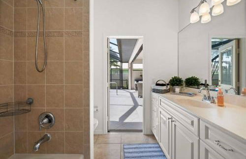 Cozy 3BR Gulf Coast house with heated pool - Foto 15