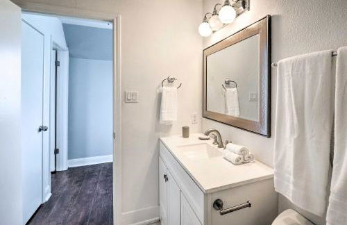 Gingerland Ranch in Del Valle Game Room and Porch - Foto 21