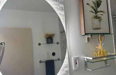 Poconos Modern Chalet I Hot Tub I Home Theater I Fenced Yard I Pet Friendly - Foto 33