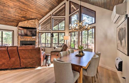 Wraparound Deck and Poker Room Cabin in Munds Park - Foto 8