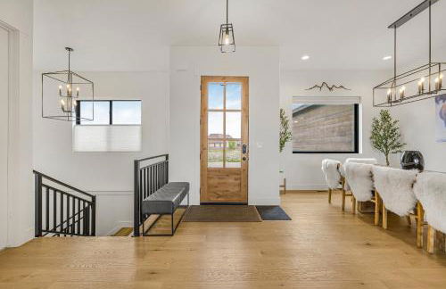 TetonHaus 5BR Hot Tub Game Room Walk to Driggs 20 min to Targhee - Foto 23