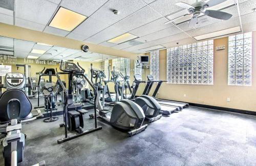 Modern 2BR Downtown San Jose Condo Walkable - Foto 36