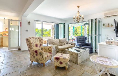 Nice Home In Blato With Kitchen - Foto 3