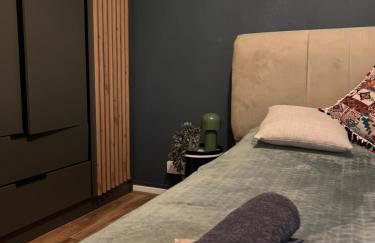 1 Bed Flat - Walton-on-Thames - Foto 12