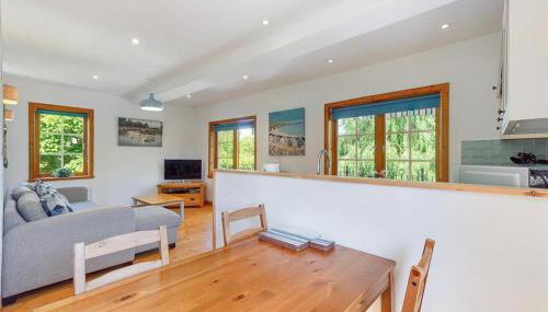 Riverside Cottage with balcony and fishing jetty - Foto 4