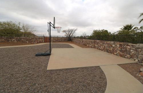 Sunset Escape & Basketball Court - Foto 6