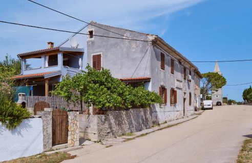 Nice Apartment In Stivan - Foto 9