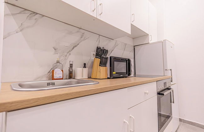 4BR Apt for 10P - 10 Min to Westbahnhof - Foto 12