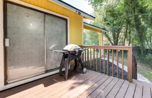 Fairburn Home w/ 2 Decks, Grill & Outdoor Dining! - Foto 25