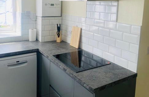 Modern Comfort for Longer Stays in Bury, 2-Bedrooms - Foto 14