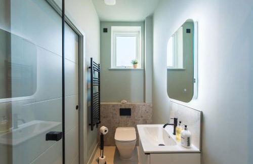 Gwel Y Mor Courtyard by Birch Stays New Home - Photo 16