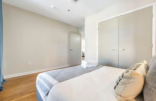 Sleek Apt in Historic DT Macon - Foto 9