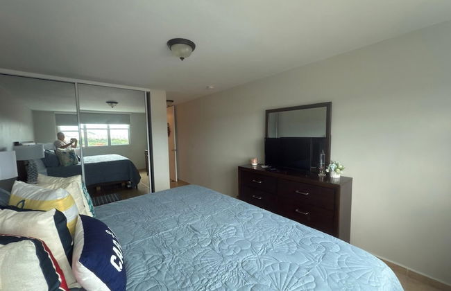 608 Ocean & Marina Views 3 Bed 2 Bath - Photo 4