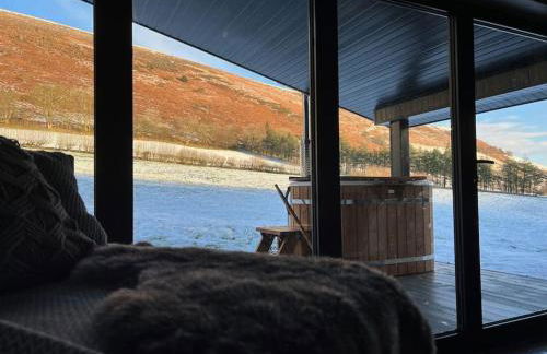 Quirky, Luxury Hideaway - Photo 21