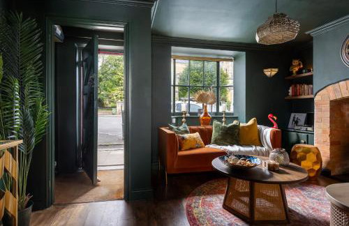 Chipping Campden Shabby Chic on Famous High Street - Photo 7