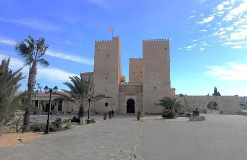 Amazing Apartment In Torrevieja - Foto 19