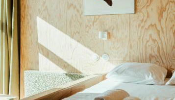 ACMÉ Lodge lake view & Nordic bath - Photo 3