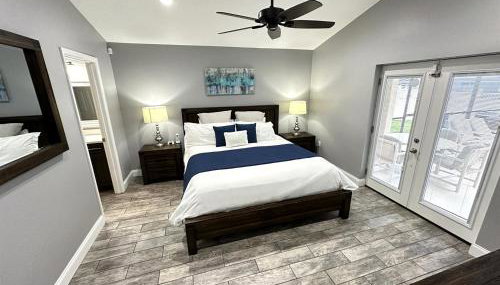 Luxury Retreat with 2 Master Suites Pool & Hot Tub BBQ Pool Table 2 Miles Disney - Foto 3