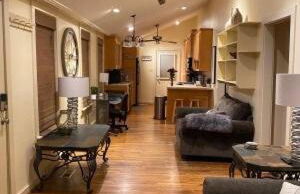 2br home with patio near lakes and walking trails - Foto 1