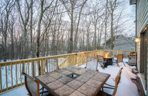 Spacious Family Retreat-Hot tub & Game Room - Foto 8