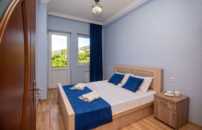 Penta Tbilisi - Foto 1