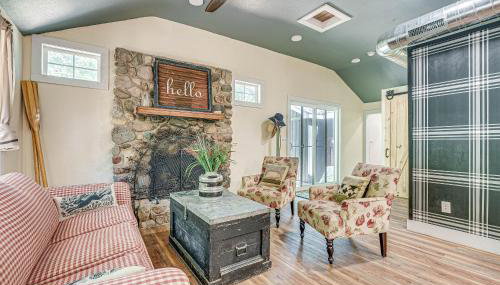 Benton Harbor Home 3 Mi to Beach Grill and Yard - Foto 1