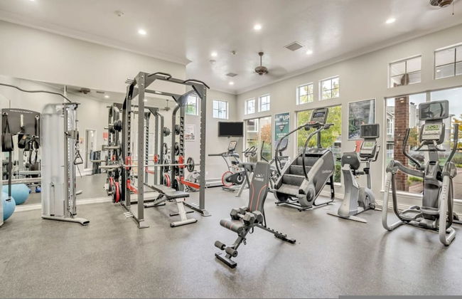 Remodeled Apt Pool Gym - Near Hill AFB Lagoon - Foto 27