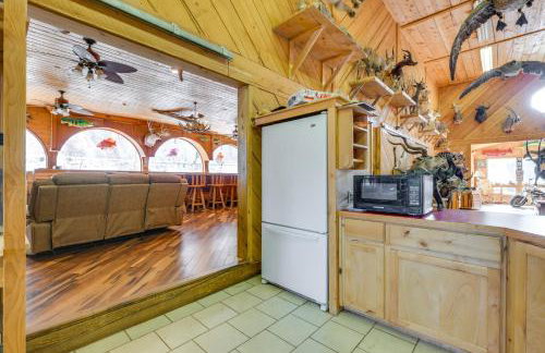 Salmon Vacation Rental with On-Site River Access! - Foto 18