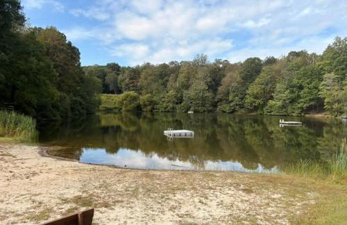 Cozy Cabin Escape Hot Tub & Lake Access - Foto 65