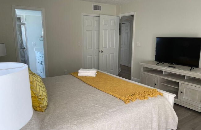 Three Bedroom Apartment #7 -- 2737 NPB -- Vusa Three Bedroom Condo Apartment - Foto 8