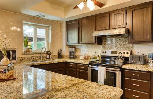 The Scott Casa - Walkable to Old Town Scottsdale, vibrant space, inviting patio! - Foto 17